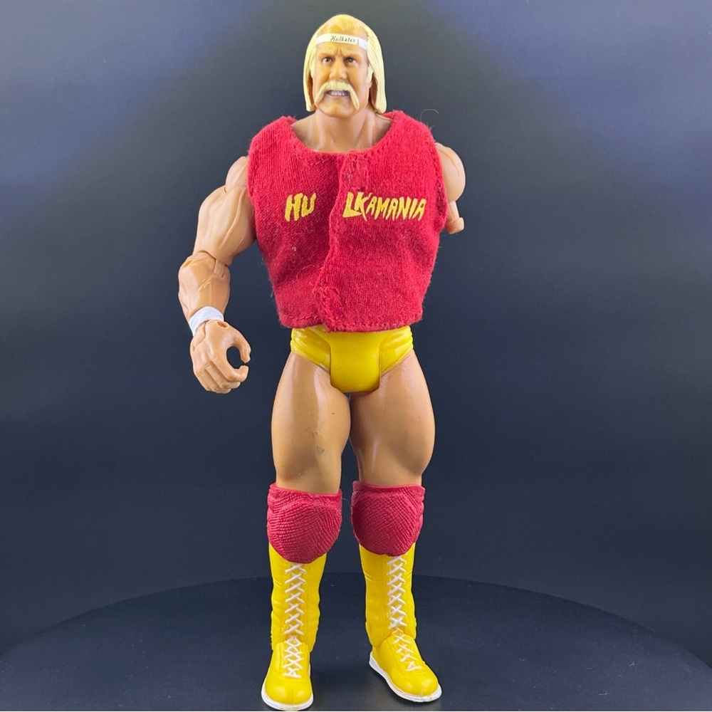Jakks WWE Classic Superstars 8 Hulk Hogan Wrestling Figure 2005 MISSING LEFT ARM
